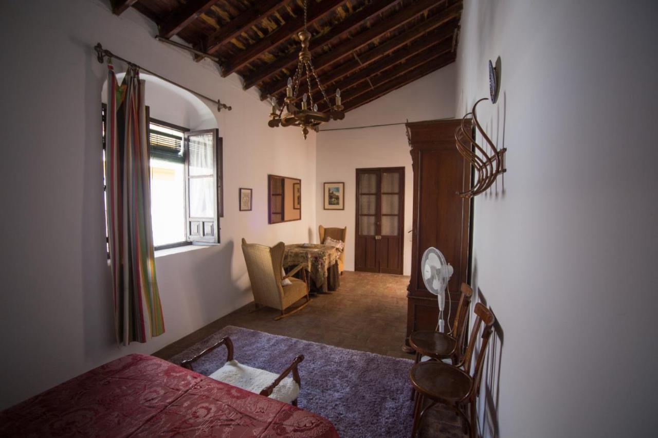La Casa Del Cura 1935 Apartment อัลกาลา เด กัวไดรา ภายนอก รูปภาพ