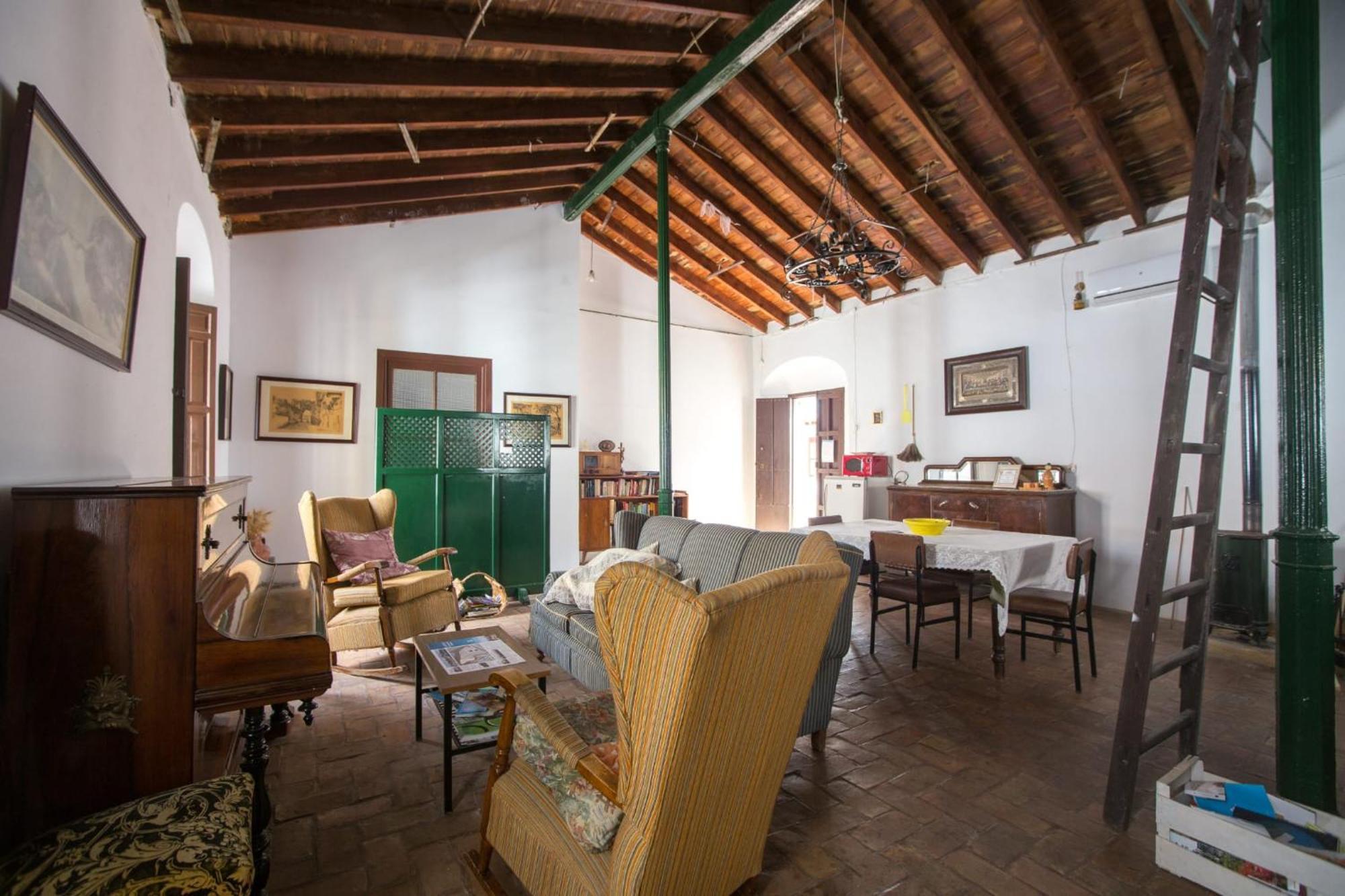 La Casa Del Cura 1935 Apartment อัลกาลา เด กัวไดรา ภายนอก รูปภาพ